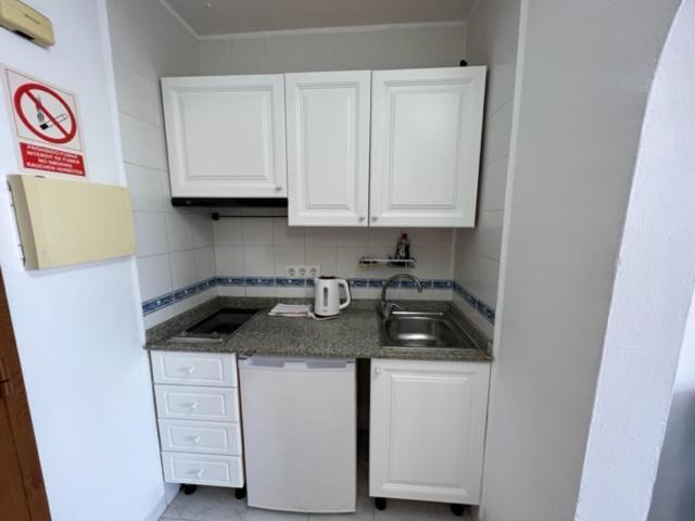Apartamentos Can Marsalet Puerto Colom Ngoại thất bức ảnh