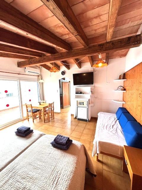 Apartamentos Can Marsalet Puerto Colom Ngoại thất bức ảnh